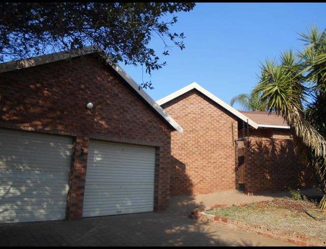 3 BEDROOM TOWNHOUSE SOLD IN AMANDASIG